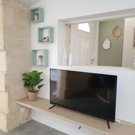 Immeuble Centre Апартаменты *